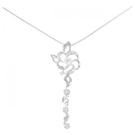 Collana di Diamanti Tasaki Au750