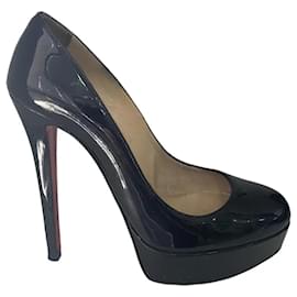 Christian Louboutin Bianca Plateau-High Heels aus schwarzem Lackleder