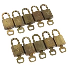 LOUIS VUITTON Conjunto de 10 Candados de metal Dorado LV Auth am11193