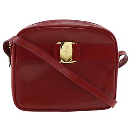 Salvatore Ferragamo Borsa a tracolla Vara in pelle rossa Ferragamo con fiocco