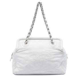Bolsa Tote de Quadro em Couro de Cordeiro Branco CC da Chanel