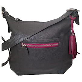 Borsa a tracolla Coach in pelle grigio scuro dettagli fucsia