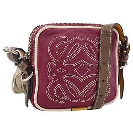 LOEWE Borsa a Spalla Anagramma Pelle Argento Rossa Auth 172343V