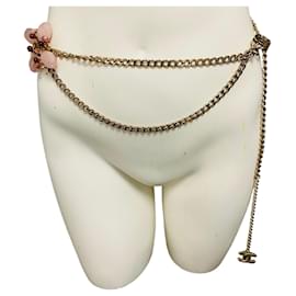 Goldene Kette mit CC-Logo-Anhänger aus rosa Quarzstein - RAR 2005 von Chanel