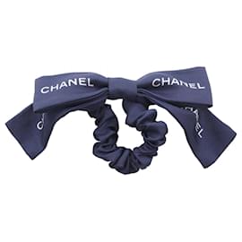 Scrunchie in seta blu navy Chanel