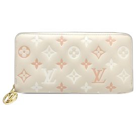 Lange Zippy-Geldbörse aus geprägtem Lammleder mit braunem Tricolor-Monogramm von Louis Vuitton