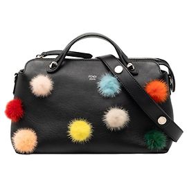Bolso Fendi negro mediano de cuero Pompom By The Way