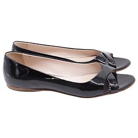 Ballerine aperte Miu Miu in pelle verniciata nera