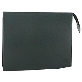 LOUIS VUITTON Poche Toilette 26 Taiga Épicea LV Auth ka3795