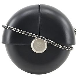 Borsa a spalla in pelle nera Chanel