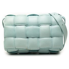Bottega Veneta Borsa a tracolla imbottita Intrecciato in Nappa Blu