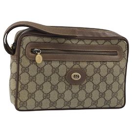 GUCCI GG Supreme Clutch Bag PVC Beige Oro Auth YKZ053