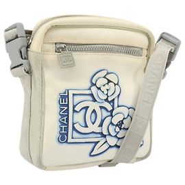 Borsa a Spalla Camelia Linea Sport CHANEL Nylon Bianco CC Auth YKZ1607A