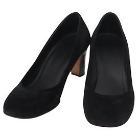CHANEL Décolleté in Camoscio 36 1/2 C Nero CC Auth 174628A