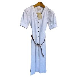 Vestido midi blanco de broderie anglaise con cinturón Michael Kors
