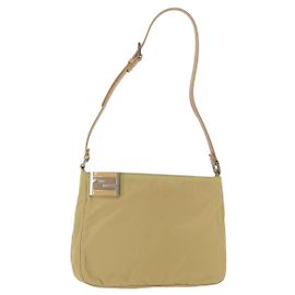 Bolso de Hombro FENDI Nylon Beige Plata Auténtico INZ061
