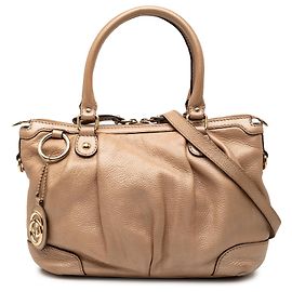Borsa Sukey in pelle di vitello dorata Gucci