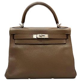 Hermès Kelly 28 in pelle togo grigio topo