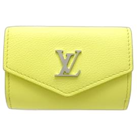 Cartera Lockmini en Taurillon Amarillo Louis Vuitton
