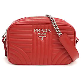 Borsa a spalla in pelle rossa Prada