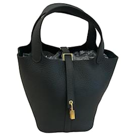 Hermès Picotin Lock 18 in pelle Clemence Vert Mangrove Oro