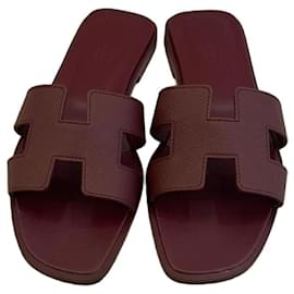 Sandali Hermès Oran in pelle di vitello Rouge H