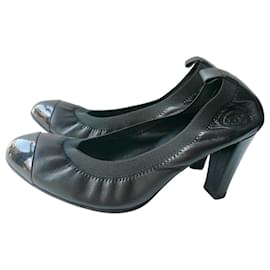 CHANEL Leder-Pumps mit Elastischem Rand Sehr Gut Erhalten 37 IT - Chanel