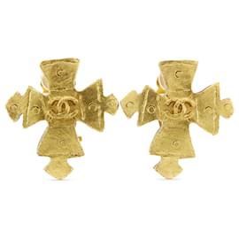 Orecchini a clip a croce placcati oro CC di Chanel