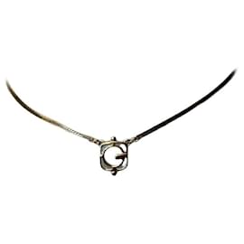 Vintage Givenchy Gold Pleated Collier Golden