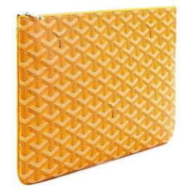 Senat Pouch MM Gelb Goyard