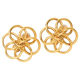 Orecchini a cerchio a forma di fiore placcati in oro CC dorato di Chanel