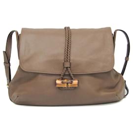 Bolsa de Ombro em Couro Gucci Bamboo