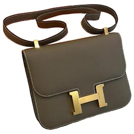 Hermès Constance 24 couro Epsom cinza Etoupe com ferragens douradas