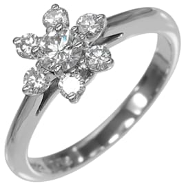 Buttercup-Ring aus Platin von Tiffany & Co.