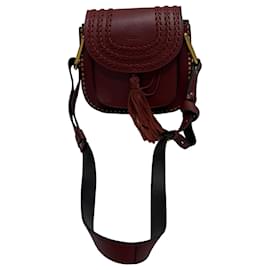 Borsa a tracolla Hudson Small di Chloé in pelle bordeaux