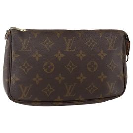 LOUIS VUITTON Monograma Pochette Accesorios M51980 LV Auth YKZ1555
