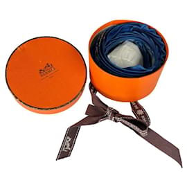 Foulard in seta Hermès in blu