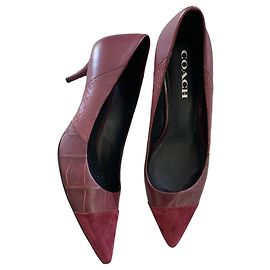 Décolleté Kitten Coach in pelle bordeaux