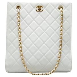 Chanel Coco Mark Matelassé Kettentasche