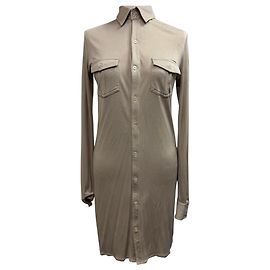 Vestido midi de botones Balenciaga en seda beige