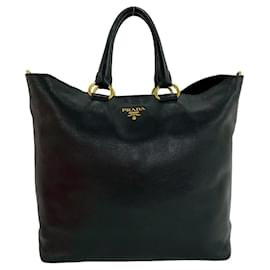 Borsa in pelle con logo Prada e hardware 2 in 1