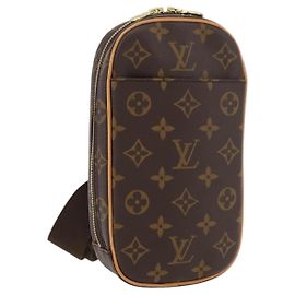 LOUIS VUITTON Pochette Gange Monogram Borsa a Spalla M51870 LV Auth am11404SAV