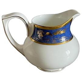 fine porcelain milk jug - bone china Cartier "The House of Shogun"