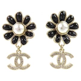 Orecchini a perno Chanel in Oro e Nero