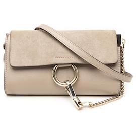 Mini borsa Faye in pelle di vitello e suede marrone Chloé con catena a tracolla