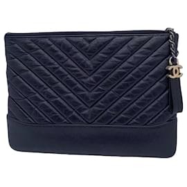 Clutch Chanel in pelle nera