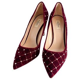 Valentino Garavani Rockstud Spike Samt-Pumps 41.5 Burgunder