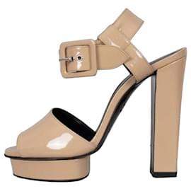 Sandali in pelle verniciata beige Hermès Taglia 37,5 usati