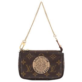 Mini Pochette Accessoires Monogramm Braun Louis Vuitton