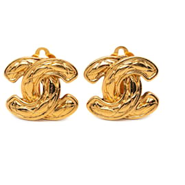 Chanel Gold CC gesteppte vergoldete Clip-On Ohrringe